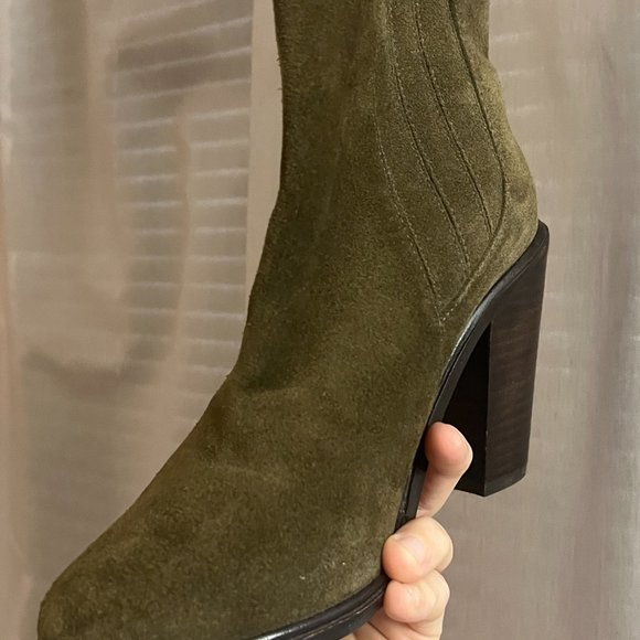 sz 37 Joie green suede ankle boots NEVER WORN - Picture 6 of 7